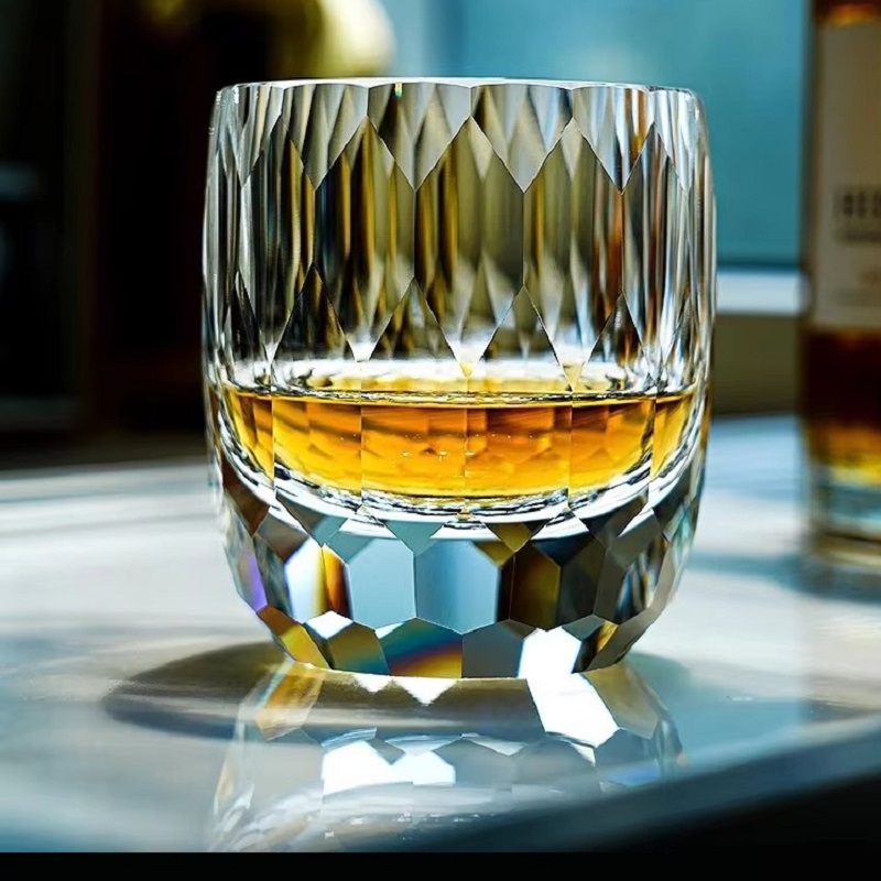 Japanse handgemaakte gesneden  - Whisky Beer And Wine recensie en prijs